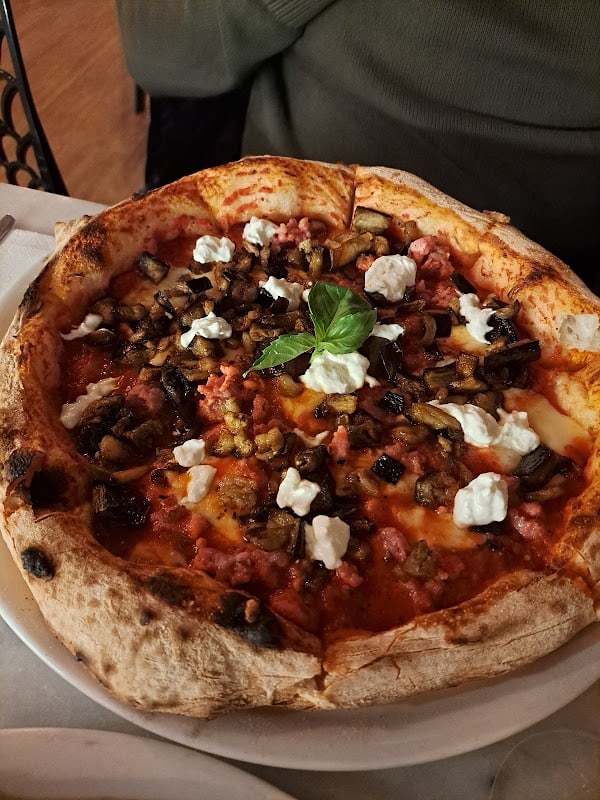 Restaurant Le Mori 7 à Sceaux, France