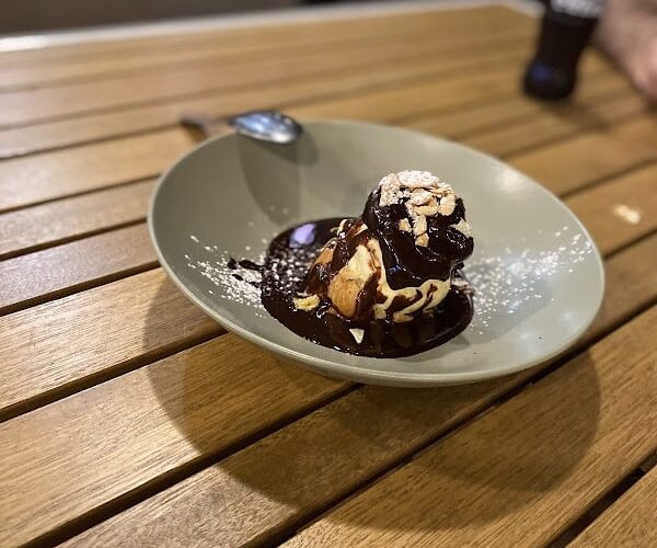 Restaurant Le Mori 7 à Sceaux, France