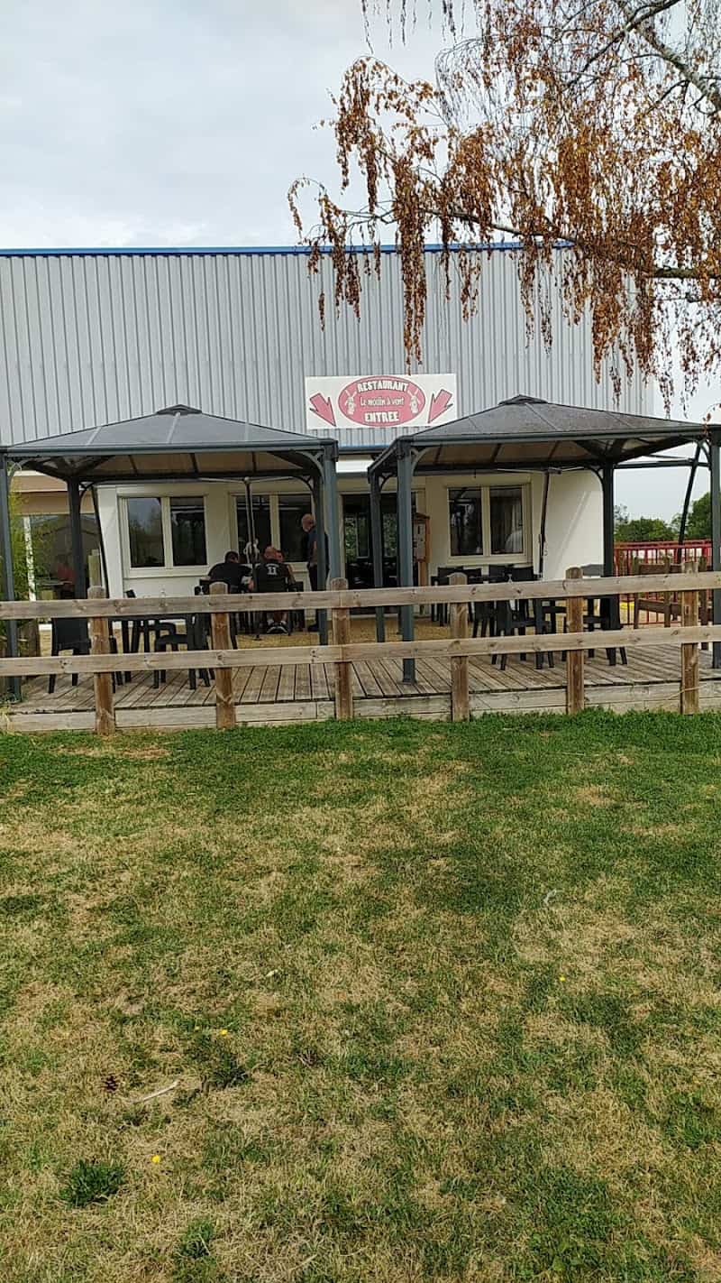 Restaurant Le moulin a vent à Castelmayran, France