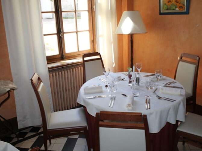 Restaurant Le Moulin de la Reillère à Mantes-la-Ville, France