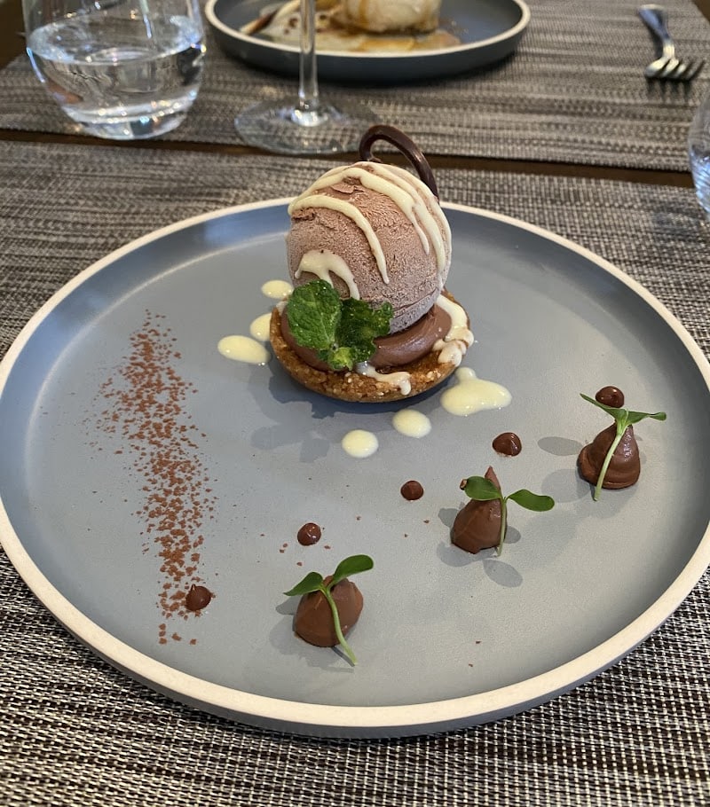 Restaurant Le Moulin Du Fossard à Saint-Martin-de-Bienfaite-la-Cressonnière, France