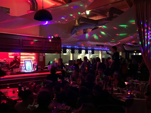 Restaurant Le Napolitain à Saclay, France