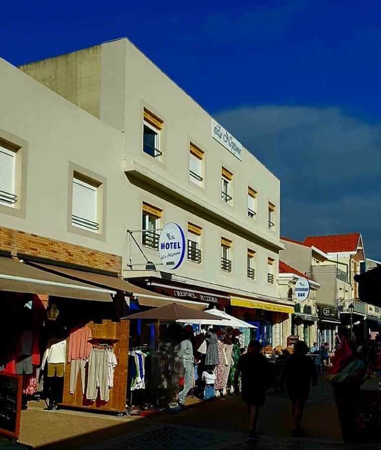 Restaurant Le Neptune à Soulac-sur-Mer, France