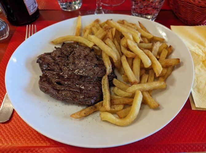 Restaurant Le Neptune à Chalon-sur-Saône, France