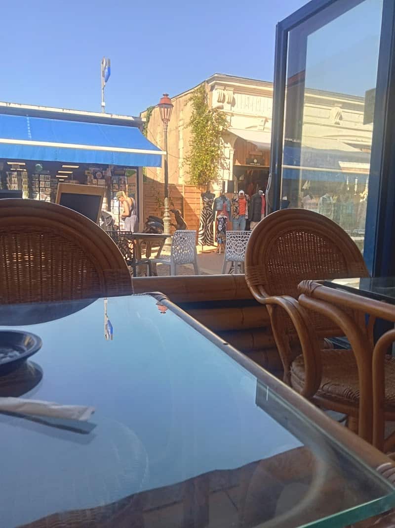 Restaurant Le Neptune à Soulac-sur-Mer, France