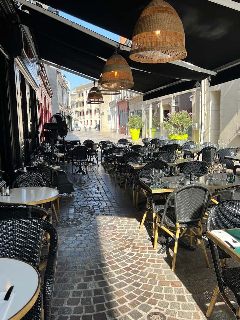 Restaurant Le Nulle Part Ailleurs à Châteauroux, France