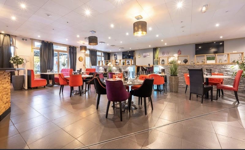 Restaurant Le ParadoXe à Vauréal, France