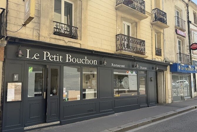 Restaurant Le Petit Bouchon à Dieppe, France
