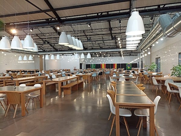 Restaurant Le Petit Lavallois à Laval, France