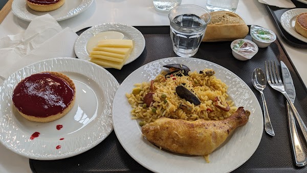 Restaurant Le Petit Lavallois à Laval, France