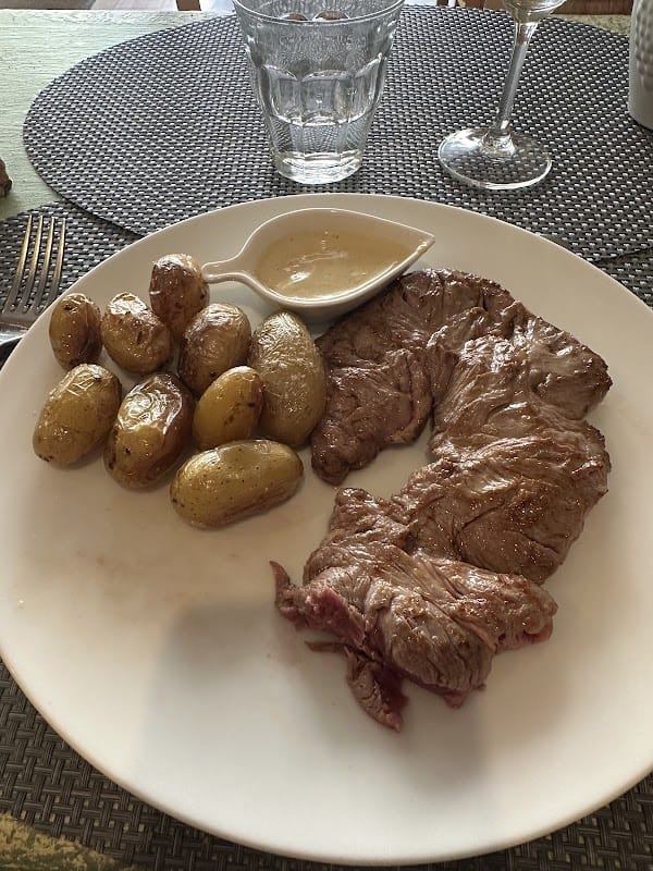 Restaurant Le Petit Maine à Bergerac, France