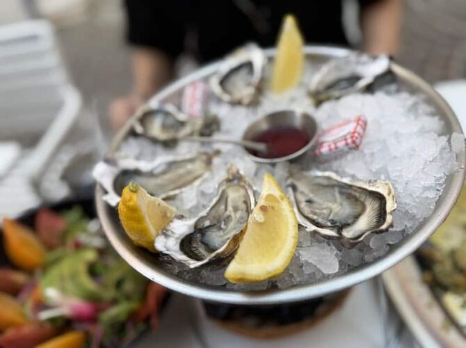 Restaurant Le petit OYSTER BAR à Cassis, France