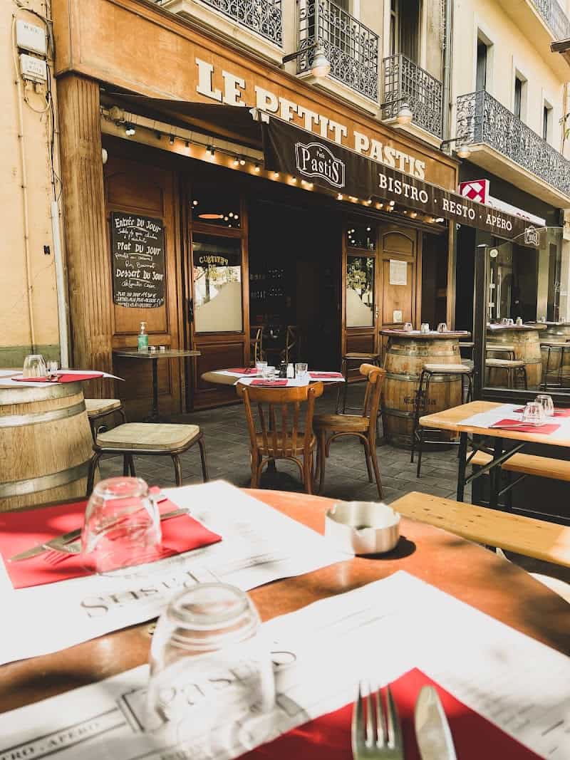 Restaurant Le Petit Pastis à Perpignan, France