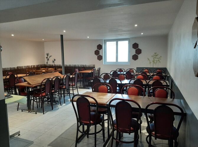 Restaurant Le Petit Robinson à Achères, France