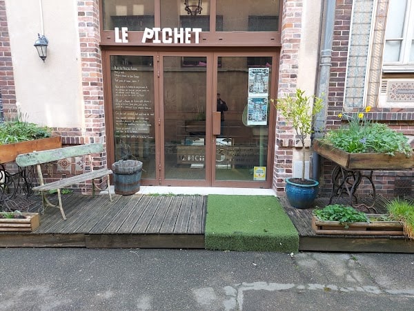 Restaurant Le Pichet 3 à Chartres, France