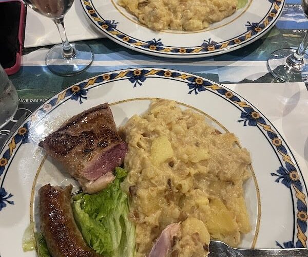 Restaurant Le Plomb du Cantal à Paris, France