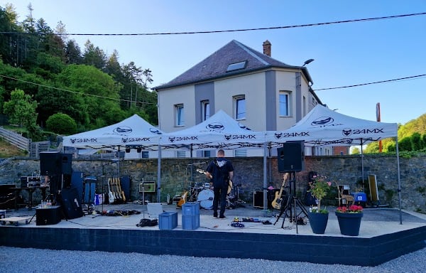 Restaurant Le Point Bar à Viroinval, Belgique