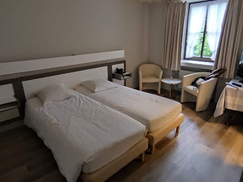 Le Postillon Hôtel-Restaurant – Esch-sur-Sûre à Esch-sur-Sûre, Luxembourg