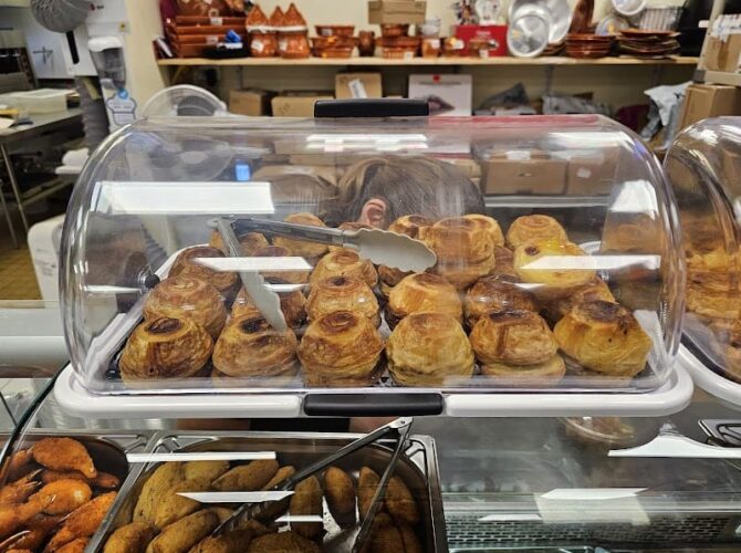 Restaurant Le P’tit Coin Portugais | Magasin portugais 91 | Rôtissoire à Corbeil-Essonnes, France