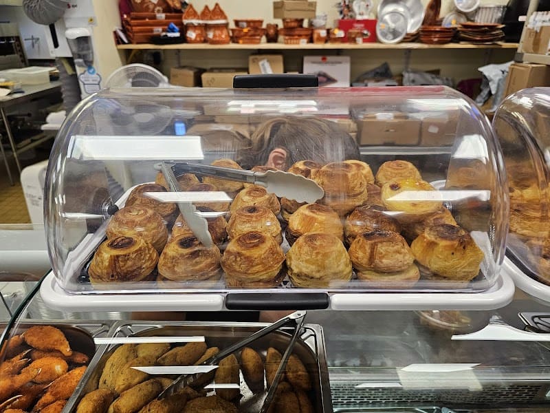 Restaurant Le P’tit Coin Portugais | Magasin portugais 91 | Rôtissoire à Corbeil-Essonnes, France