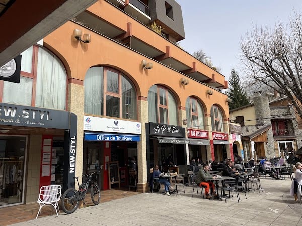 Restaurant Le P’tit Zinc : The Place To Pizz à Briançon, France