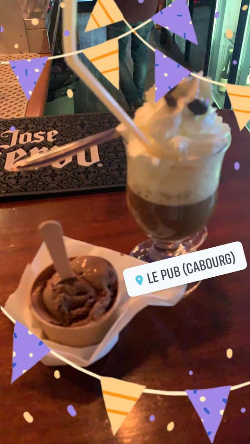 Restaurant Le Pub à Cabourg, France