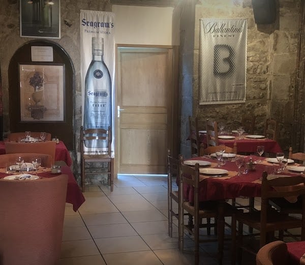 Restaurant Le Pub Rochefort à Guéret, France