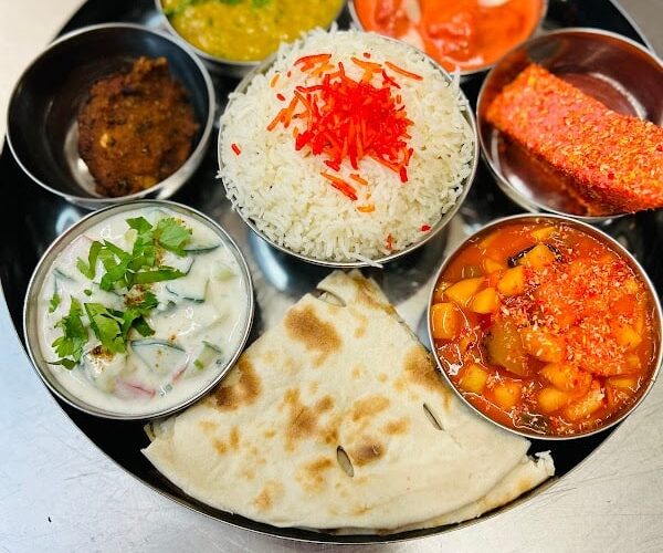 Restaurant Le Rajia Indien à La Roche-sur-Yon, France