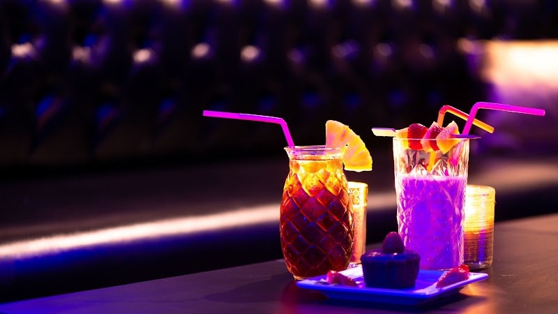 Restaurant Le Rayko Lounge à Corbeil-Essonnes, France