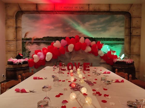 Le Refuge du Lac Bar-Restaurant à Marcenay, France