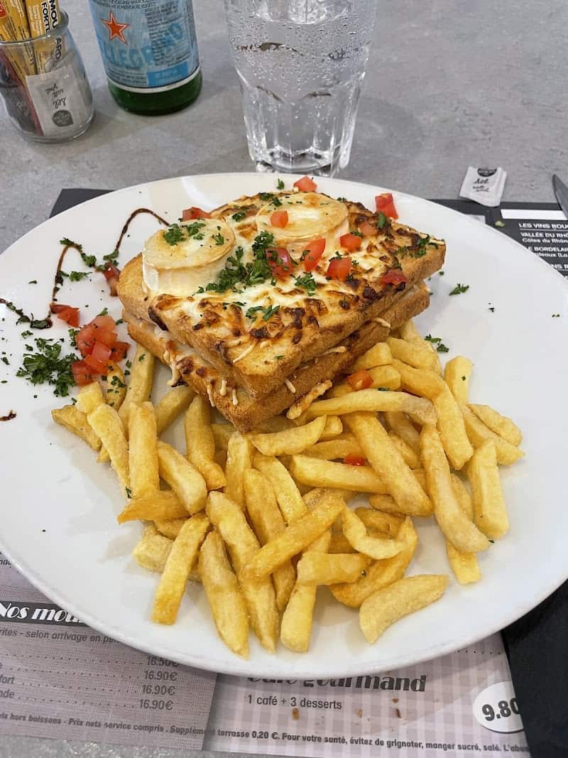 Restaurant Le Régent à Dieppe, France