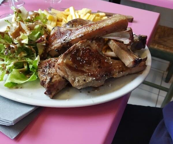 Restaurant Le Relais d’Asnières à Asnières-la-Giraud, France