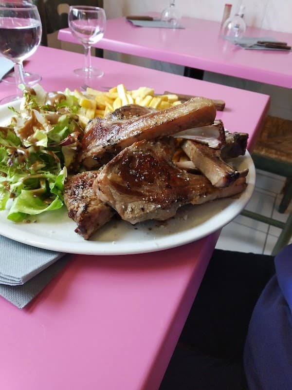 Restaurant Le Relais d’Asnières à Asnières-la-Giraud, France