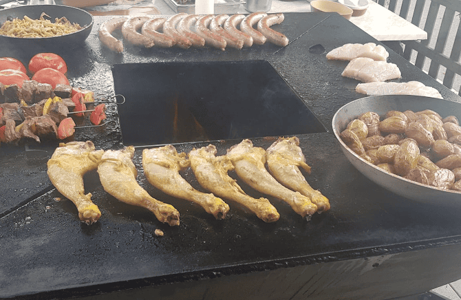 Restaurant Le Relais de la Croix de Revel à Anglars-Saint-Félix, France