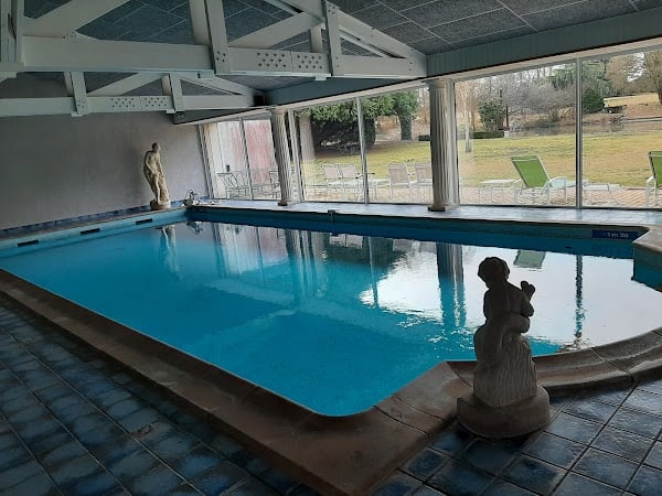 Restaurant Le Relais Du Bois Saint-Georges à Saintes, France