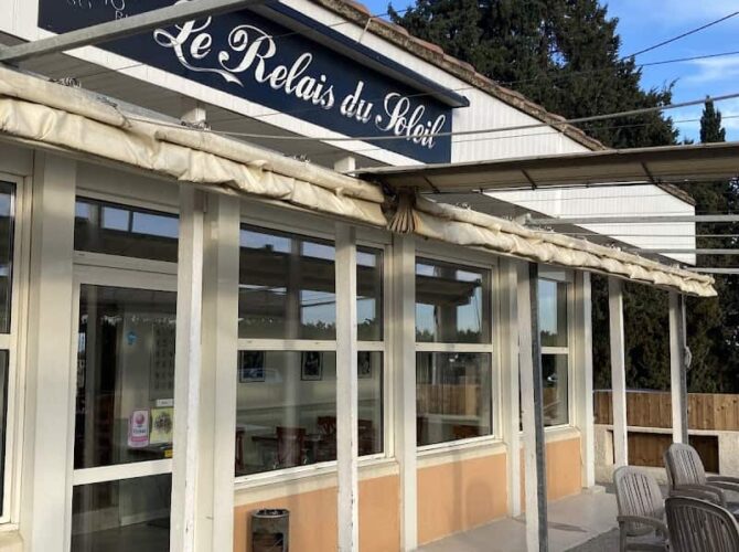 Restaurant Le Relais Du Soleil à Courthézon, France