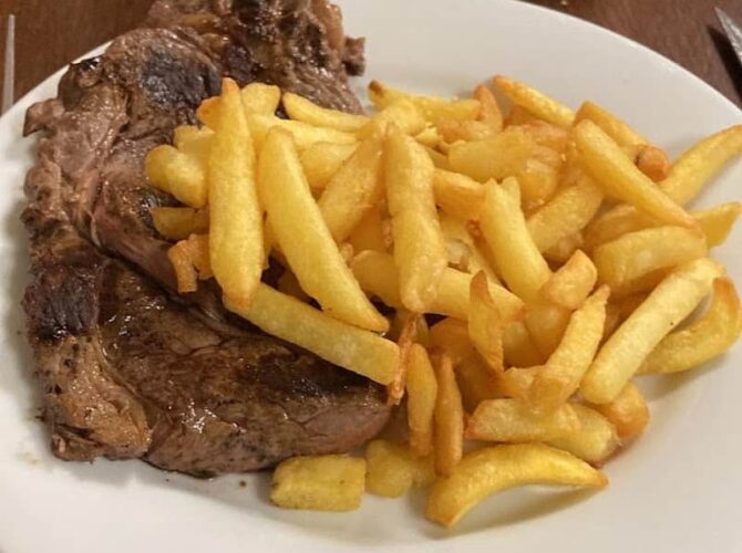 Restaurant Le Relais Du Soleil à Courthézon, France