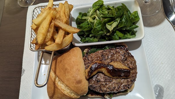 Restaurant Le Relais Du Valois à Crépy-en-Valois, France