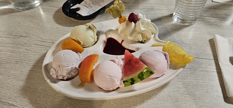 Restaurant Le Repaire à Vernègues, France