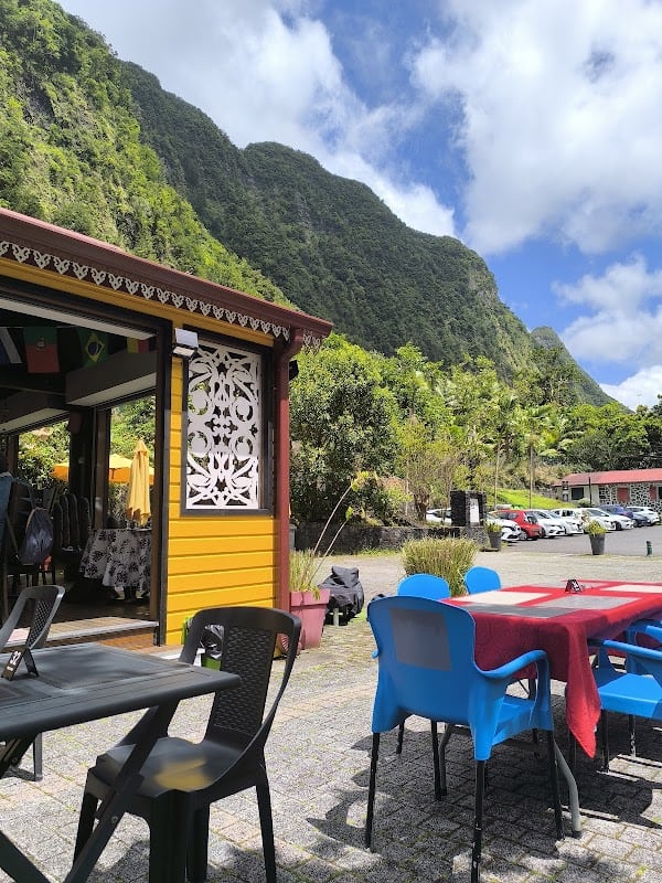 Le Restaurant la Cascade Blanche à Salazie, La Réunion