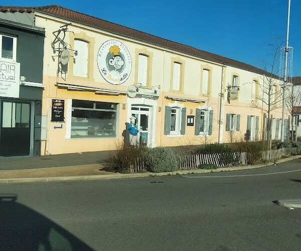 Restaurant Le Resto du Bourg à La Roche-sur-Yon, France