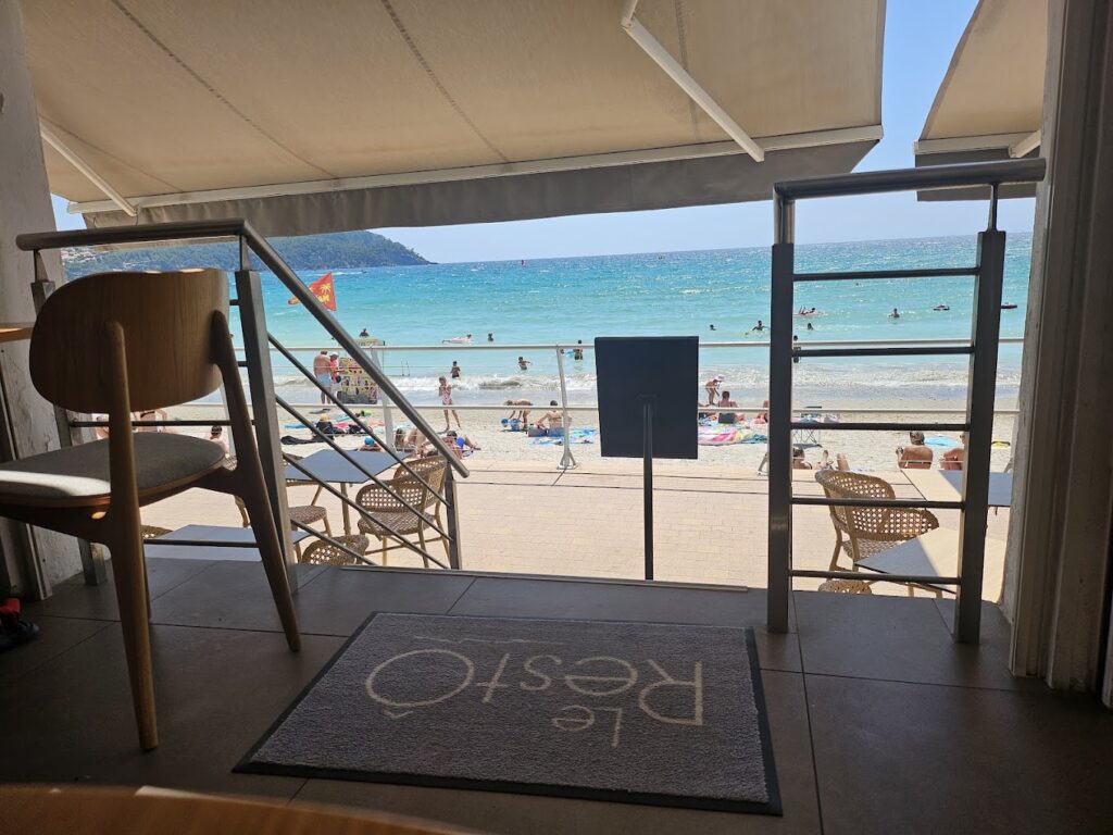 Restaurant Le RestÔ à Saint-Cyr-sur-Mer, France