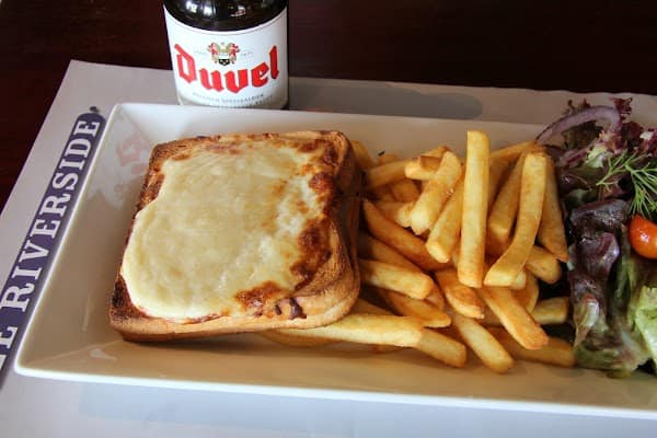 Restaurant Le Riverside à Meaux, France