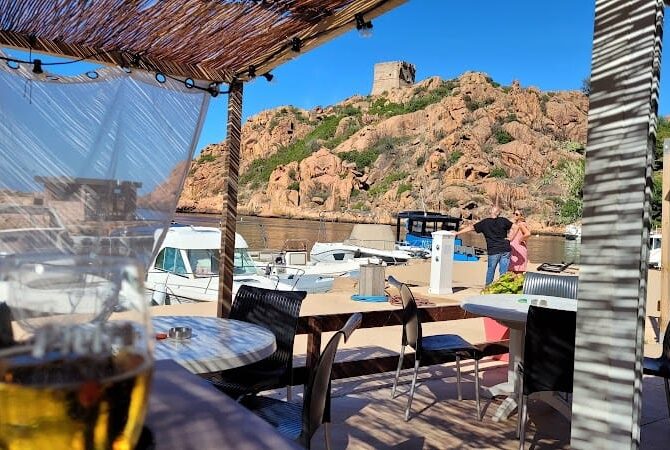 Restaurant Le Robinson à Ota, France