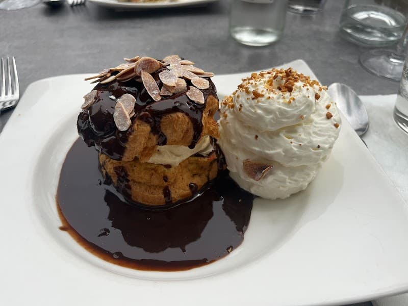 Restaurant Le Robinson à Quinsac, France