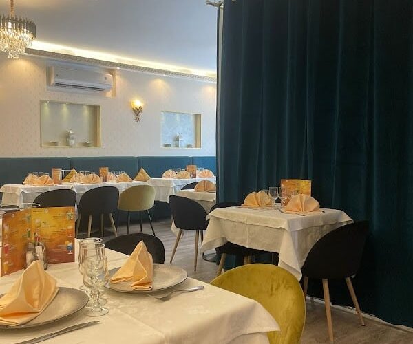 Restaurant Le Royal Shah Jahan à Enghien-les-Bains, France