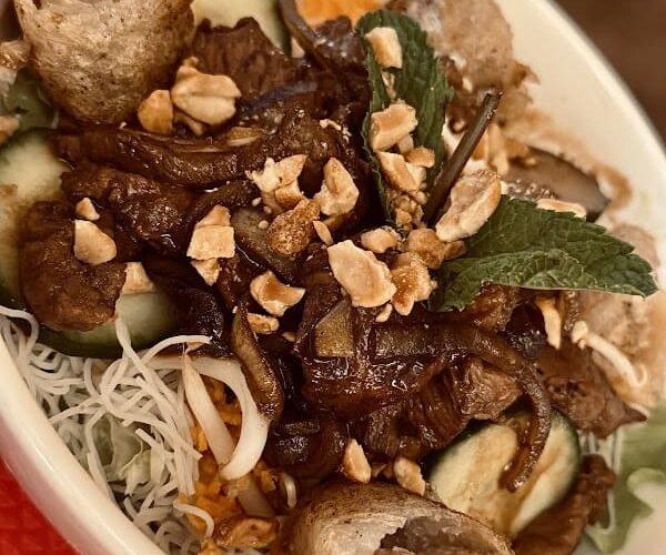 Restaurant Le Saïgon à Lons-le-Saunier, France