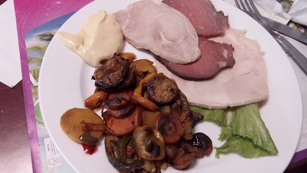 Restaurant Le Saint Firmin à Amilly, France