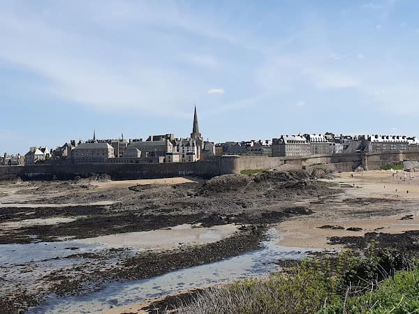 Restaurant Le Saint Malo à Châtillon, France