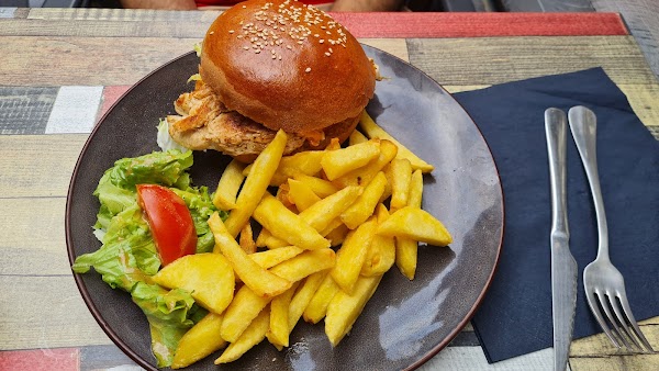Restaurant Le Saint Nicolas à Auxerre, France